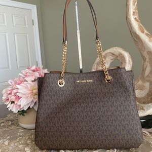 Michael Kors LG tote
